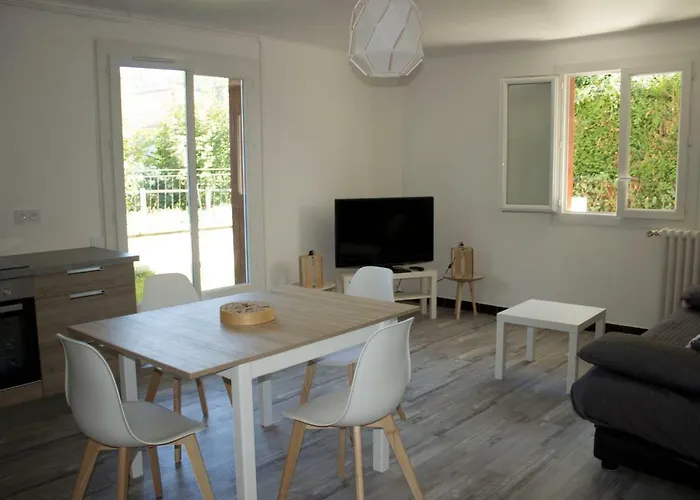 Bdb Nid Douillet Au Rdc Rando Ressourcante Lejlighed *